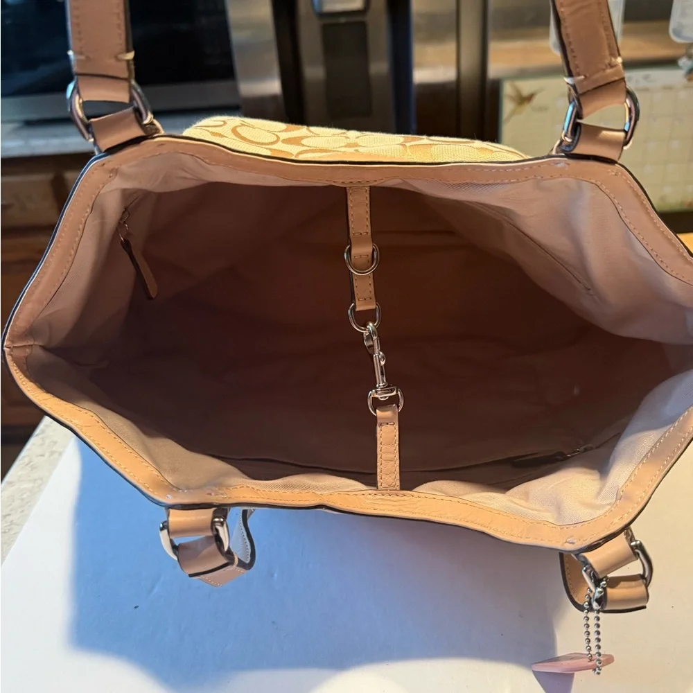 Coach Pinkish/Beige Monogram Cloth Leather Shoulderbag Tote - Picture 6 of 6